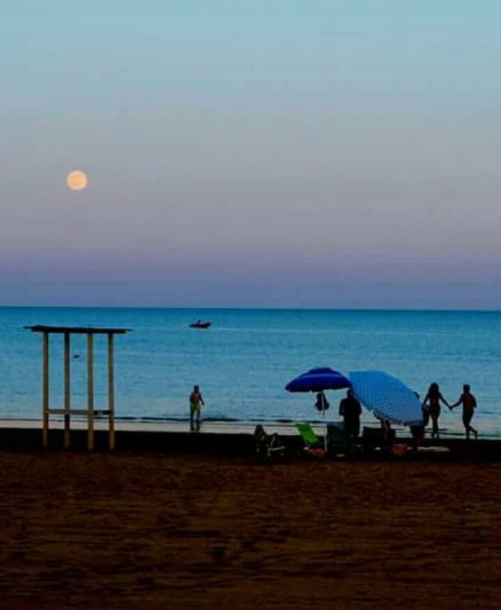 A Pozzallo Vicino Al Mare Villa Exteriör bild