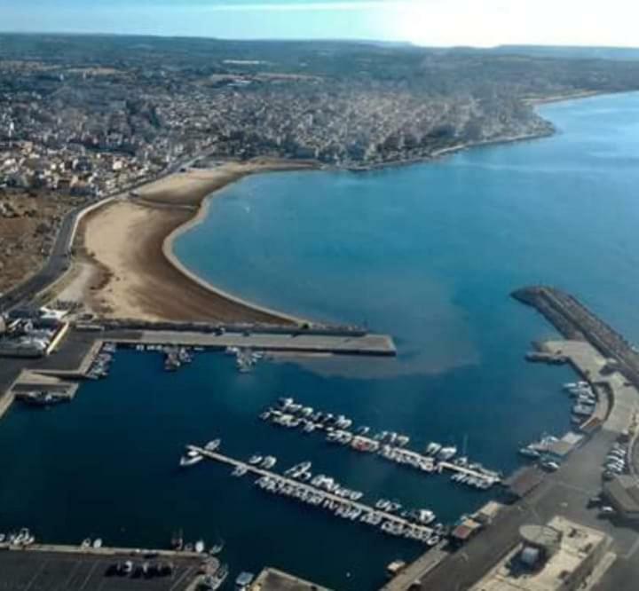 A Pozzallo Vicino Al Mare Villa Exteriör bild